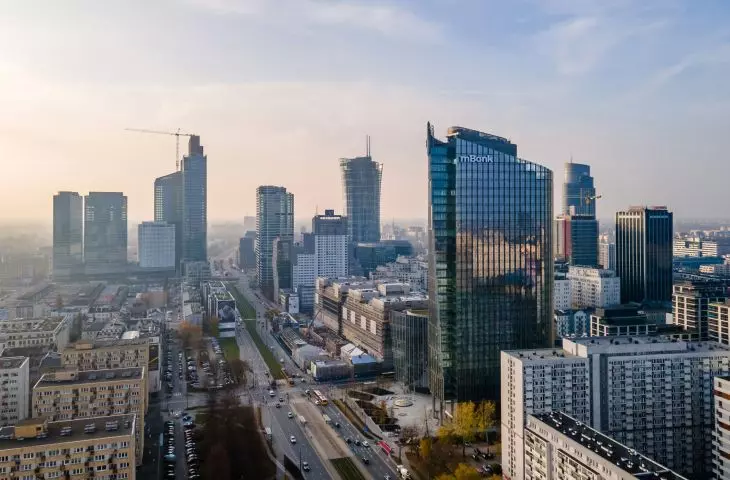 Mennica Legacy Tower