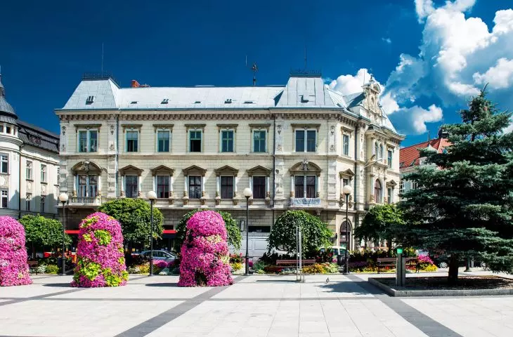 widok z Placu Chrobrego