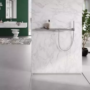 Bathroom in marble