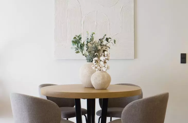 Table in the living area