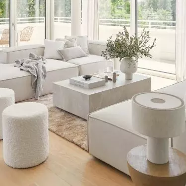 White to the basis of this style