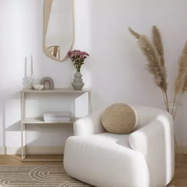 Bright colors optically enlarge the space