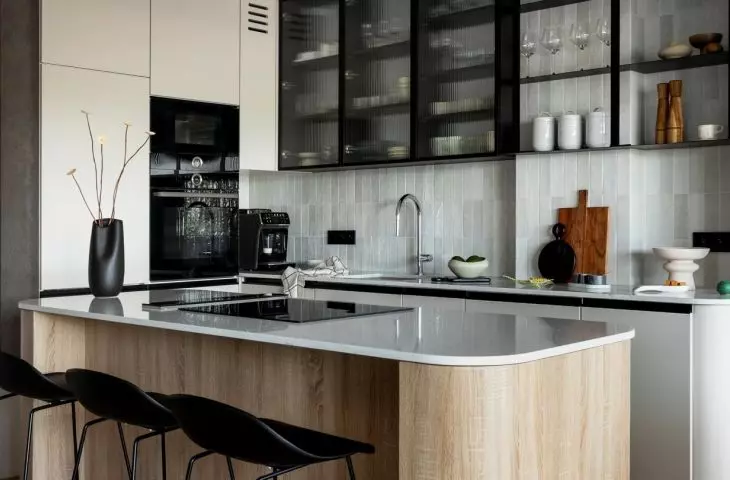 Island in the kitchen