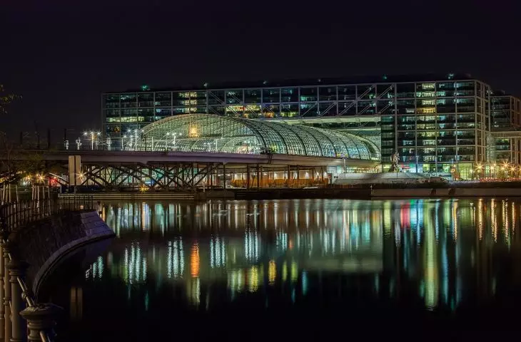 Berlin Hauptbahnhof Fot. Diego Delso © Wikipedia Commons CC BY-SA 4.0 DEED