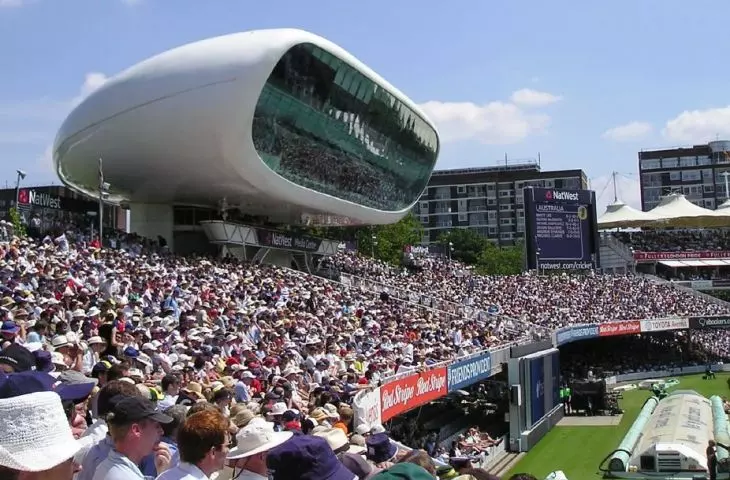 Lord's Media Centre Fot. hobbs_luton © Wikipedia Commons CC BY-SA 2.0 DEED